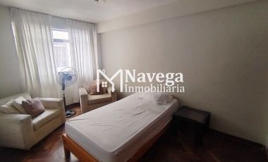 VENTA DE CASA EN CHUCUITO - FRENTE A PLAZA SANTA ROSA