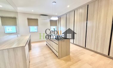 Newly Renovated Luxurious 6 Bedroom House in Mandaue City for Rent