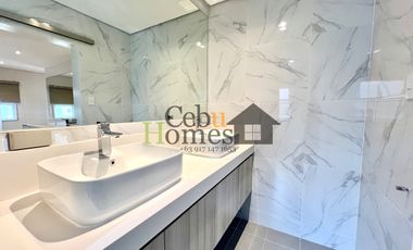 Newly Renovated Luxurious 6 Bedroom House in Mandaue City for Rent