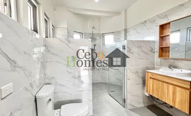Newly Renovated Luxurious 6 Bedroom House in Mandaue City for Rent