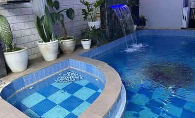 5BR House and Lot for Rent/Sale at Tagaytay City