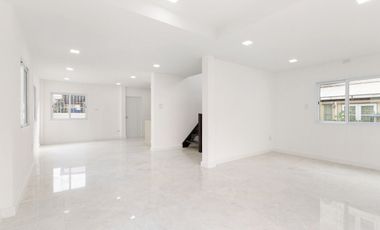 บ้านเดี่ยว 2 ชั้น รีโนเวทใหม่ ชวนชื่น แจ้งวัฒนะ ติดถนนเลี่ยงเมืองปากเกร็ด