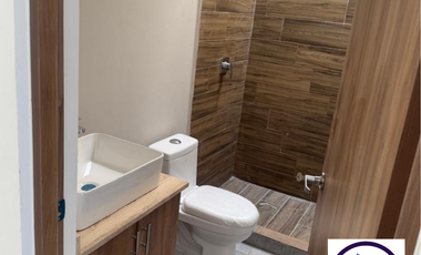 Casa en Venta, Fracc. Zibata. Privada Turquesa