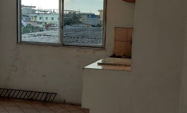 CASA EN QUEVEDO