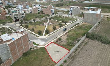 Terreno en Los Nogales – Pimentel