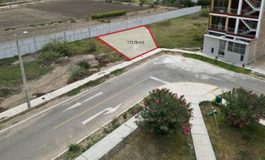 Terreno en Los Nogales – Pimentel