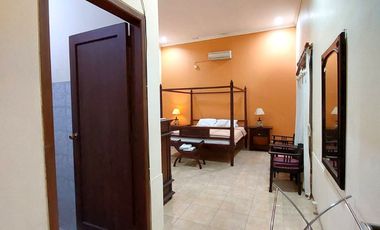 Guesthouse 17 Kamar dekat Hyatt Regency Palagan