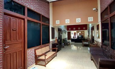 Guesthouse 17 Kamar dekat Hyatt Regency Palagan