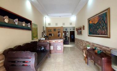 Guesthouse 17 Kamar dekat Hyatt Regency Palagan