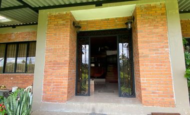 ALQUILO CASA CAMPESTRE SECTOR GURRIO COD 8510283