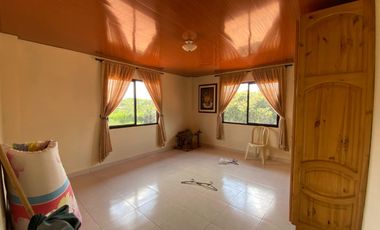 ALQUILO CASA CAMPESTRE SECTOR GURRIO COD 8510283