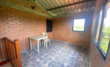 ALQUILO CASA CAMPESTRE SECTOR GURRIO COD 8510283