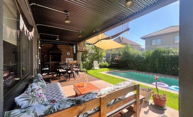 Casa en Venta de 168m2 en Condominio Hacienda La Esmeralda, Talca