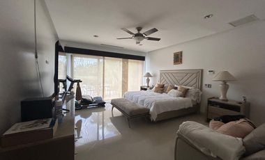 Samborondon, Venta de Hermoso Casa 5 dormitorios con piscina vista al Lago