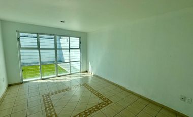 Casa en venta Prados de Santa María, a unos minutos de Centro Sur