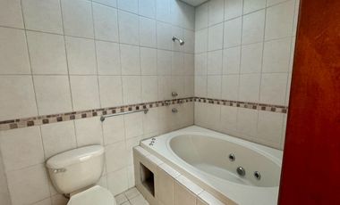 Casa en venta Prados de Santa María, a unos minutos de Centro Sur
