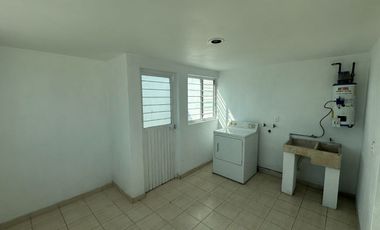 Casa en venta Prados de Santa María, a unos minutos de Centro Sur
