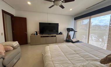 Samborondon, Se renta hermosa casa 5 dormitorios amoblada con piscina y vista a lago