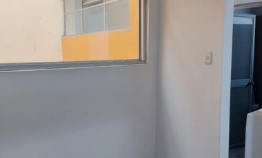 DEPARTAMENTO U/0 OFICINA EN 2DO PISO  EN ALQUILER EN BREÑA