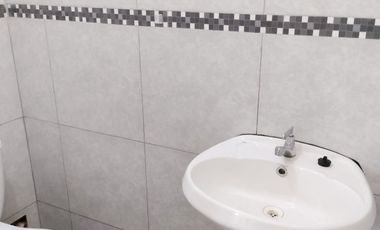 DEPARTAMENTO U/0 OFICINA EN 2DO PISO  EN ALQUILER EN BREÑA