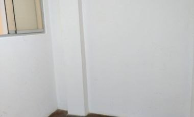 DEPARTAMENTO U/0 OFICINA EN 2DO PISO  EN ALQUILER EN BREÑA