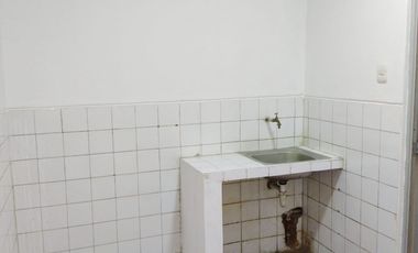DEPARTAMENTO U/0 OFICINA EN 2DO PISO  EN ALQUILER EN BREÑA