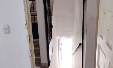 DEPARTAMENTO U/0 OFICINA EN 2DO PISO  EN ALQUILER EN BREÑA