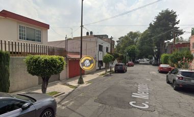 Casa en Col. Claveria Azcapotzalco CDMX. Remates Exclusivos, Tu nuevo hogar te espera.
