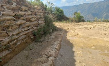 TE VENDO ESTE TERRENO BIEN BARATO EN BARBOSA ANTIOQUIA.
