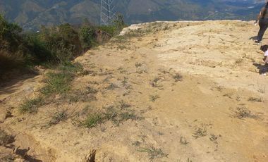 TE VENDO ESTE TERRENO BIEN BARATO EN BARBOSA ANTIOQUIA.