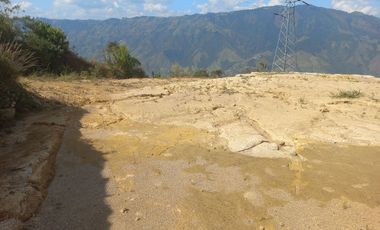 TE VENDO ESTE TERRENO BIEN BARATO EN BARBOSA ANTIOQUIA.