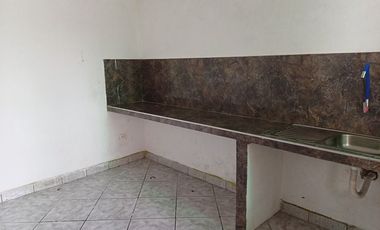SE VENDE CASA RENTERA DE OPORTUNIDAD 3 PLANTAS, LA CONCORDIA - SANTO DOMINGO - ECUADOR