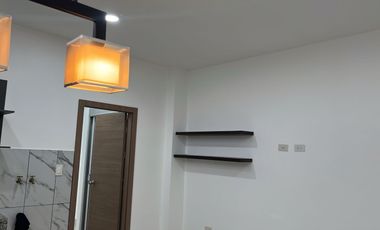 Urb. Goleta Alcance Alquilo hermosa suite 2 ambiente