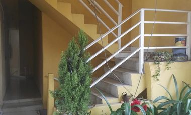 Edifico De Departamentos En Venta, Entre Av Las Torres Y Av. Tollocan