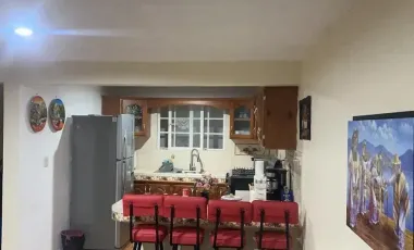 HERMOSA CASA ESTA ESPERANDO POR TI
