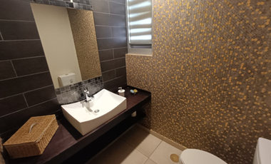 LUJOSA CASA EN VENTA