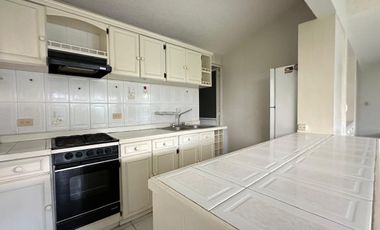 CASA EN RENTA EN FRACCIONAMIENTO LOMAS DE COCOYOC MORELOS