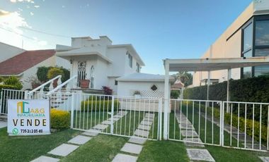 CASA EN RENTA EN FRACCIONAMIENTO LOMAS DE COCOYOC MORELOS