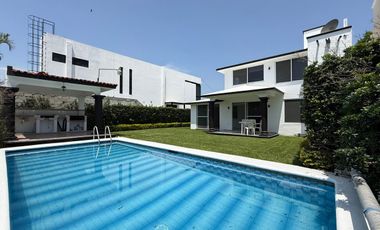 CASA EN RENTA EN FRACCIONAMIENTO LOMAS DE COCOYOC MORELOS