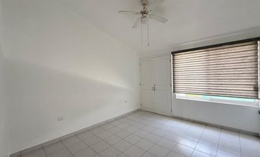 CASA EN RENTA EN FRACCIONAMIENTO LOMAS DE COCOYOC MORELOS
