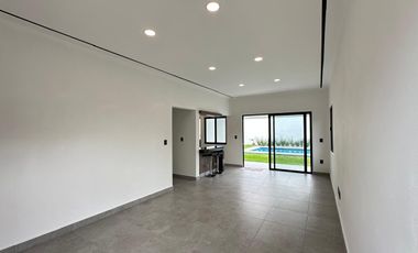CASA EN VENTA EN FRACCIONAMIENTO LOMAS DE COCOYOC MORELOS
