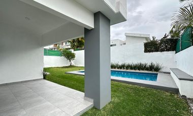 CASA EN VENTA EN FRACCIONAMIENTO LOMAS DE COCOYOC MORELOS