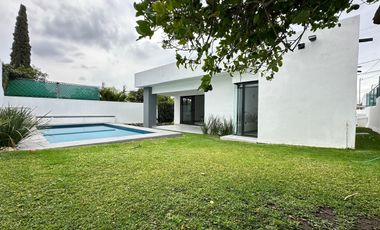 CASA EN VENTA EN FRACCIONAMIENTO LOMAS DE COCOYOC MORELOS