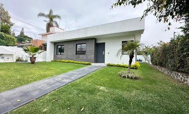 CASA EN VENTA EN FRACCIONAMIENTO LOMAS DE COCOYOC MORELOS