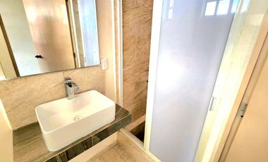 RENTA DE HABITACIONES AMUEBLADAS UBICADA EN FRACC. COSMOS
