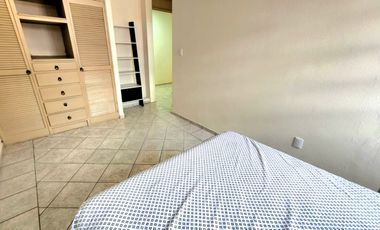 RENTA DE HABITACIONES AMUEBLADAS UBICADA EN FRACC. COSMOS