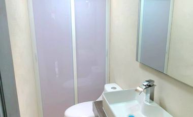 RENTA DE HABITACIONES AMUEBLADAS UBICADA EN FRACC. COSMOS