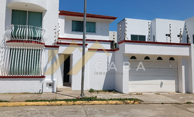 Casa amueblada en renta en fraccionamiento Paraíso