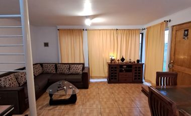 Machalí: Casa 3D 2B 8E inmejorable estado y barrio
