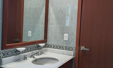 Casa en Renta en Puerta de Hierro dentro de Condominio